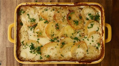 How to Make Scalloped Potatoes | Potato Recipes