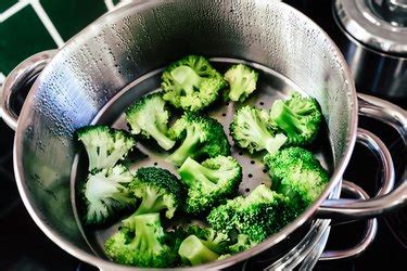 What Foods Can You Cook in a Steamer? | livestrong