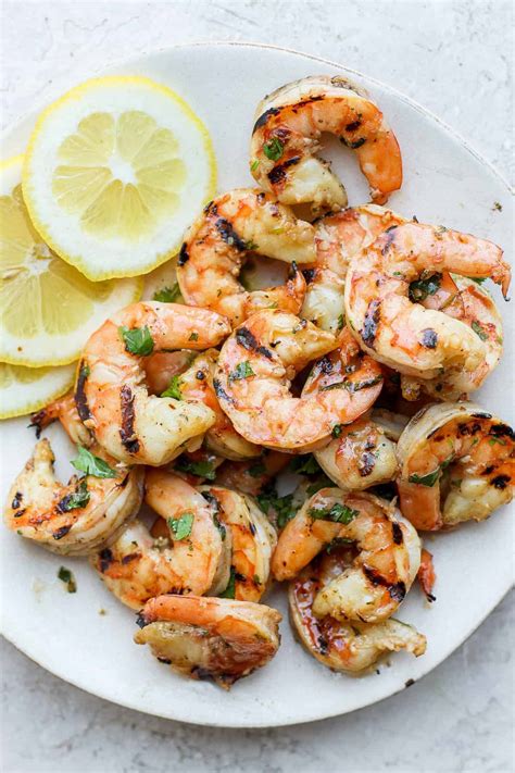 Simple Grilled Shrimp Recipe (How to Grill Shrimp ... - Fit …