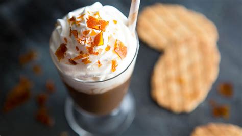 Boozy Christmas Cookie Latte Recipe - Tablespoon.com