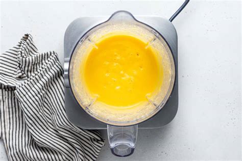 Mango Mousse (Creamy 5 Ingredient Blender Recipe)