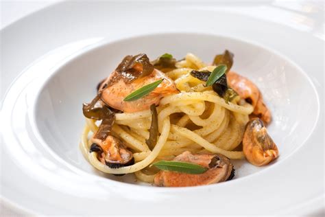 Mussel, Chilli and Garlic Spaghetti Recipe - Great …