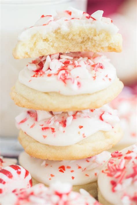 Peppermint Amish Sugar Cookies - The Gold Lining Girl