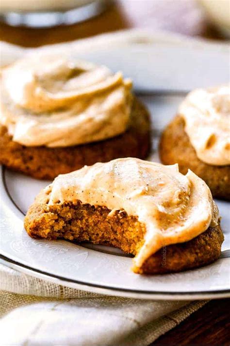BEST EVER Pumpkin Cookies with Cinnamon Cream …