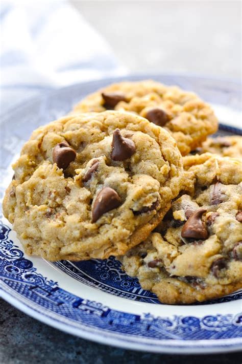 Oatmeal Chocolate Chip Cookies {Soft & Chewy!} - The …