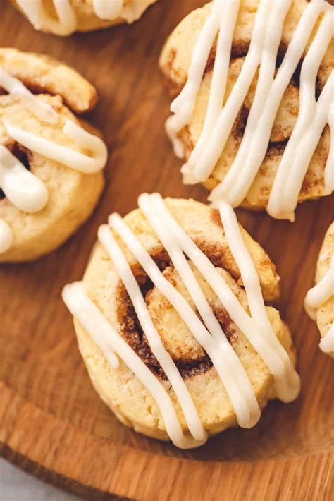 Cinnamon Roll Cookies | The Recipe Critic