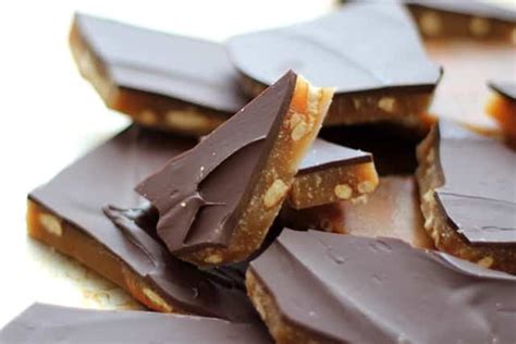 Chocolate Covered Pretzel Toffee - Barefeet in the Kitchen