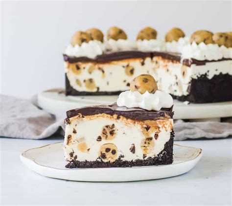 No-Bake Cookie Dough Cheesecake - The Itsy-Bitsy Kitchen