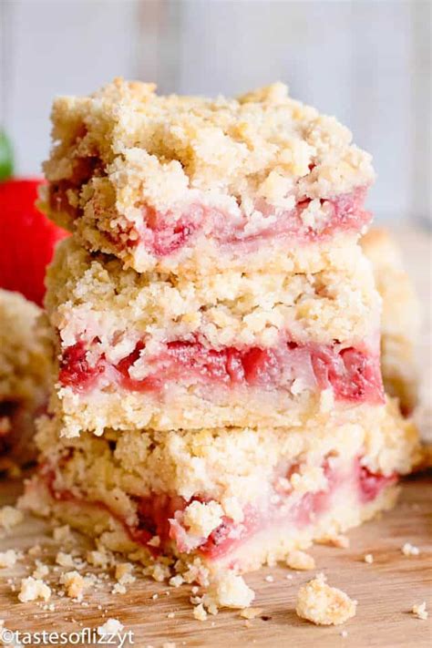 Strawberry Crumb Bars Recipe {Easy Dessert with Fresh …