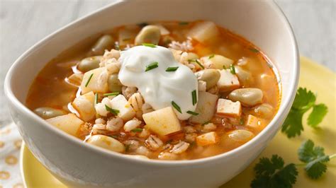 Fava Bean and Barley Chupe Recipe - QueRicaVida.com