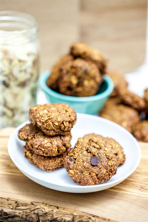 Chewy Apricot Almond Oatmeal Cookies - Keepin' It Kind
