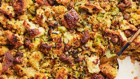 How to Make the Best Thanksgiving Stuffing Ever
