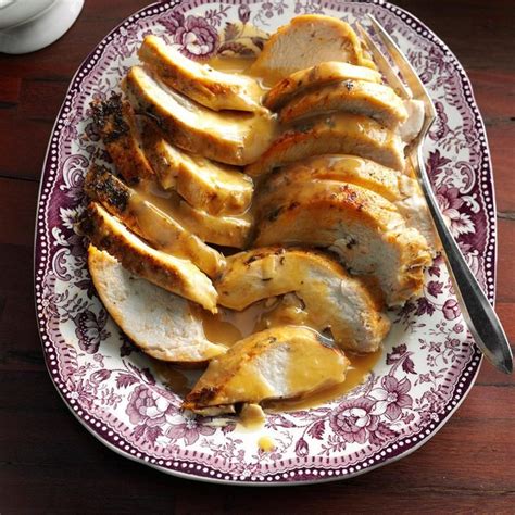 Slow-Cooker Turkey Breast with Gravy