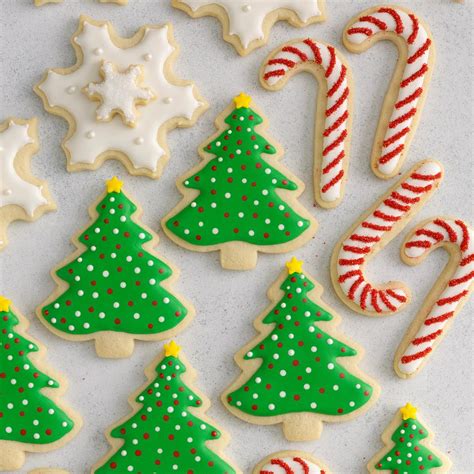 Decorated Christmas Cutout Cookies Recipe: How to …