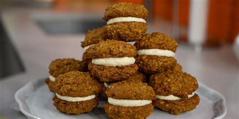 Carrot Cake Cookie Sandwiches with Cream Cheese …