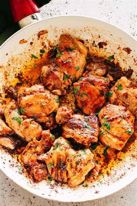Juicy Stove Top Chicken Thighs Recipe - Diethood