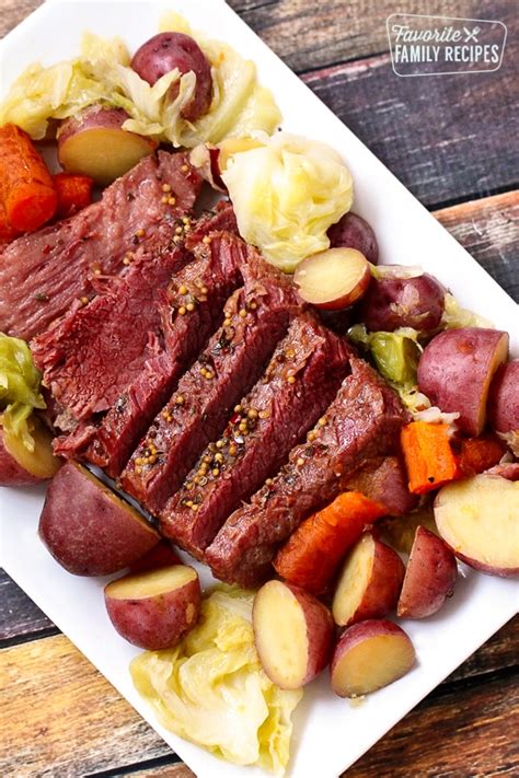 Instant Pot Corned Beef and Cabbage - Favorite Family …
