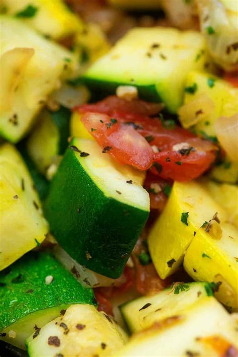 The EASIEST Sauteed Zucchini and Squash - perfect …