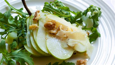 Roasted Pear and Arugula Salad Recipe - B&W Quality Growers
