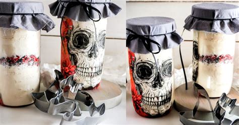 Skull Halloween Cookies In A Jar Gift - Oh My Creative