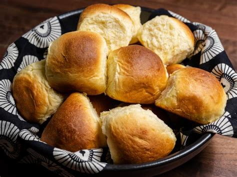Brown and Serve Dinner Rolls Recipe | Alton Brown | Food …