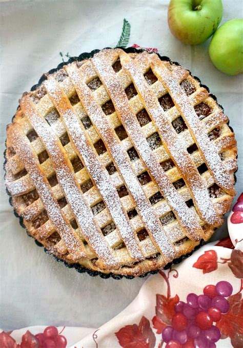 Lattice Apple Pie - My Gorgeous Recipes