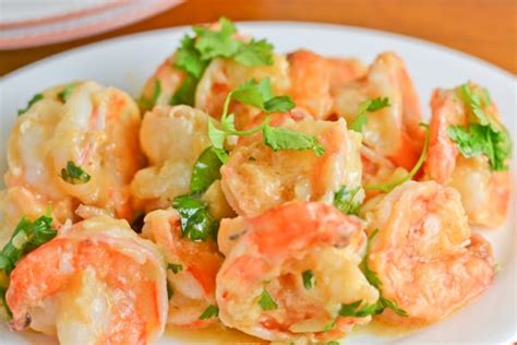 Hawaiian Garlic Shrimp - Salu Salo Recipes