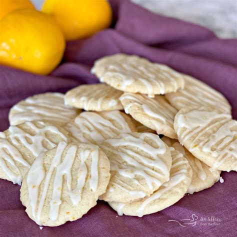 Chewy Glazed Lemon Cookies - A Lemon Lovers Dream …