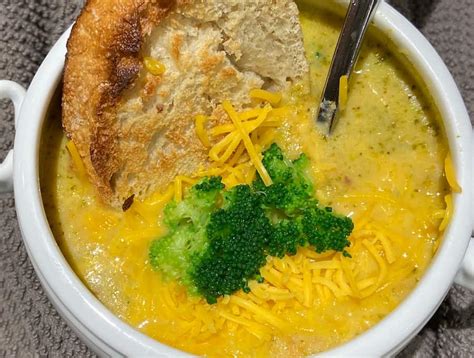 Slow Cooker Broccoli and Cheddar Soup - Crock Pots and …