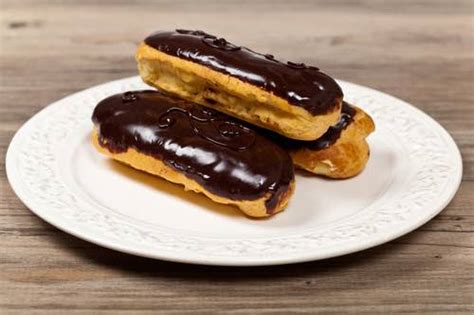Classic Chocolate Eclair Recipe - Traditional and Delicious