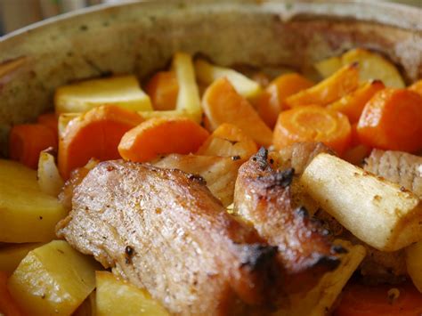 Pressure Cooker Pork Roast with Carrots and Potatoes