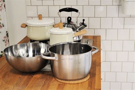 Ceramic vs Stainless Steel Cookware: What’s the Difference?
