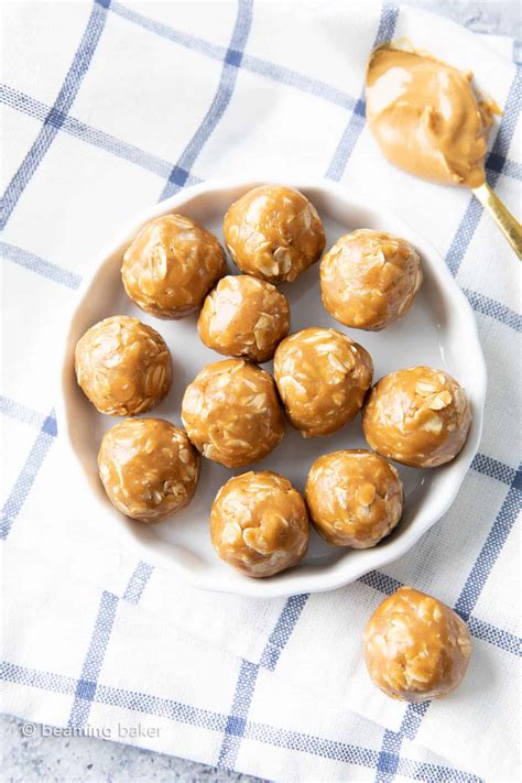 3 Ingredient Peanut Butter Oatmeal Balls (No Bake)