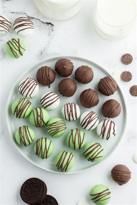 Chocolate Mint Oreo Truffles - Recipes For Holidays