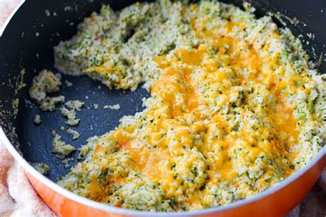 Cheesy Broccoli Cauliflower Rice - easy keto side dish …