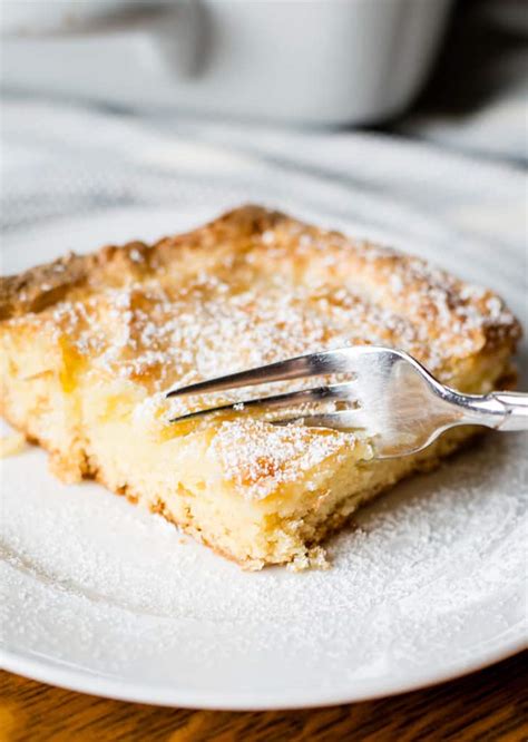 Ooey Gooey Butter Cake Recipe - Cleverly Simple