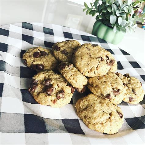 Chewy Chocolate Chip Lactation Cookies - Kisses