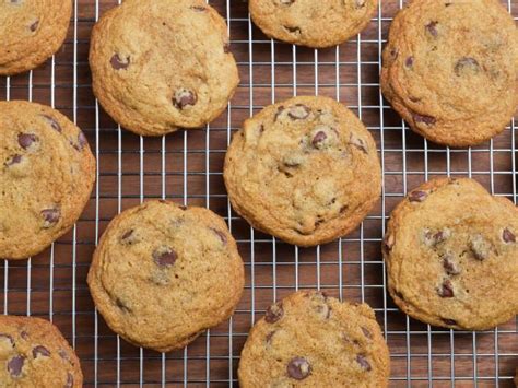 The Best Chewy Chocolate Chip Cookies - Food Network