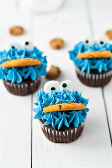 Cookie Monster Cupcakes - Spaceships and Laser Beams