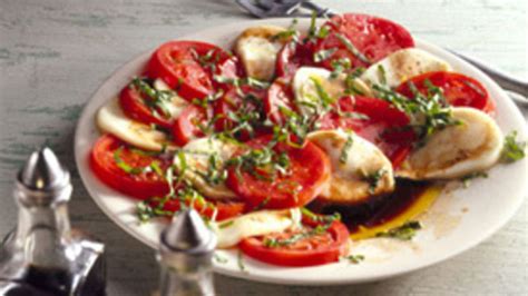 Fresh Mozzarella and Tomato Recipe - BettyCrocker.com
