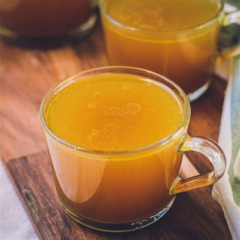 The BEST (and Most Simple) Bone Broth Recipe