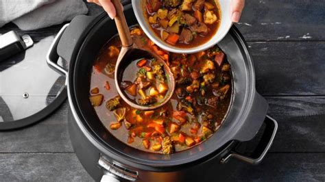 The Ultimate Slow Cooker Guide (Tips, Recipes & How to …