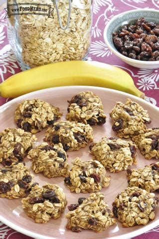 Banana Oatmeal Cookies | Nutrition.gov