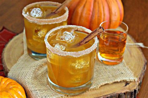 Pumpkin Pie Bourbon Cocktail #PumpkinWeek - Love and …