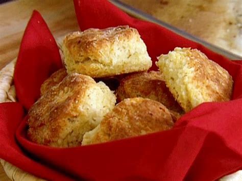 Buttermilk Biscuits Recipe | The Neelys | Food Network