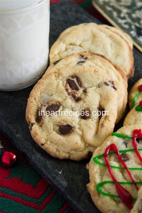Mint Chocolate Chip Cookies | I Heart Recipes