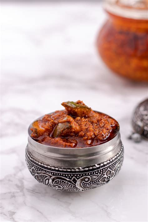Avakaya Pachadi (Andhra Mango Pickle) - Spice Up …