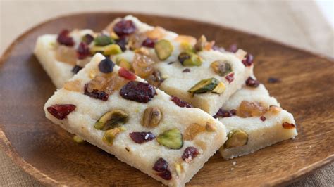 Pistachio, Cranberry and Ginger Cookie Bars Recipe