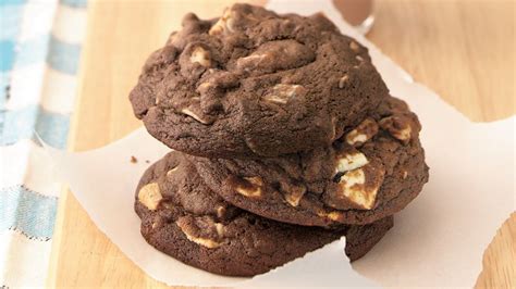 Chocolate Cookies with White Chocolate Chips and …