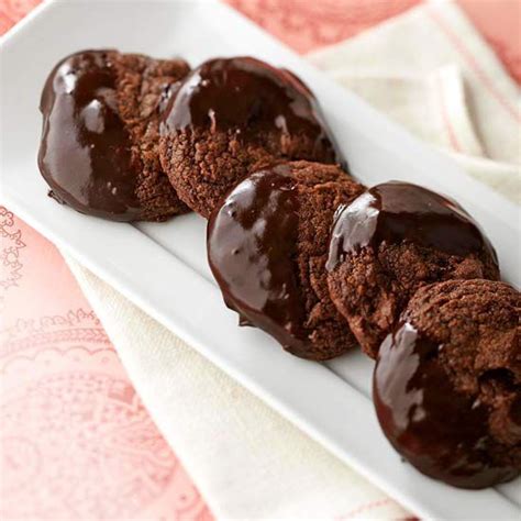 Ultimate Chocolate-Dipped Cookies 